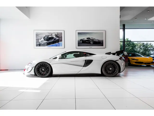 McLaren 570S GT4 ~Munsterhuis Sportscars~