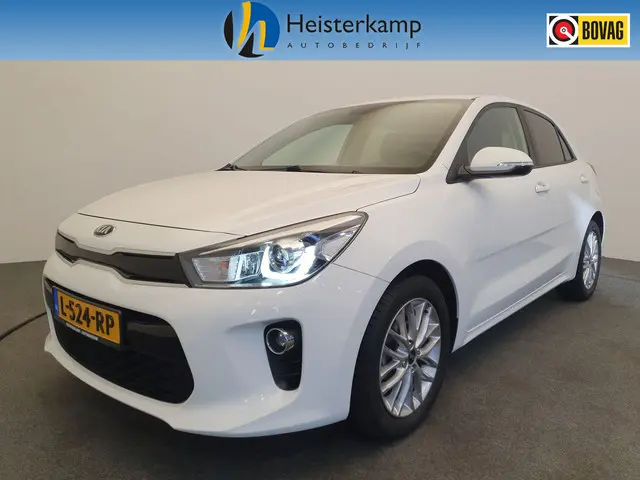 Kia Rio 1.2 CVVT ExecutiveLine Camera, Cruise control, Stuur - en stoelverwarming