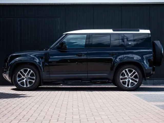 Land Rover Defender 110 2.0 P400e S | Black Pack | Leder interieur | Audio Upgrade | Adapt Cruise |...