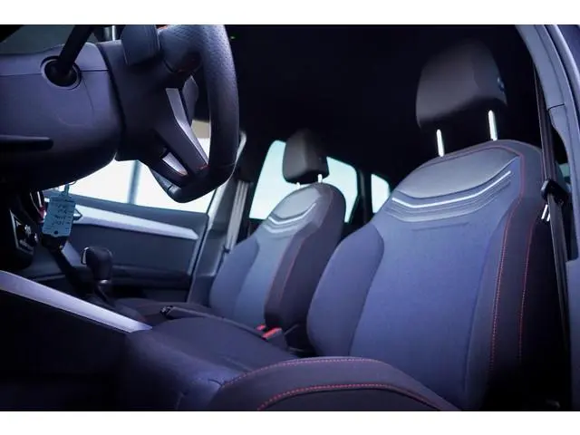 SEAT Arona 1.0 EcoTSI FR Anniversary Aut / Carplay / Virtual / Stoelverwarming