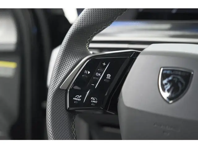 Peugeot 3008 1.2 Hybrid 145 GT | Elektrische Kofferklep | Camera | Adaptieve Cruise Control | Apple...