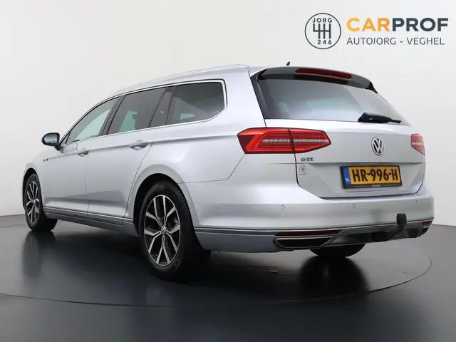 Volkswagen Passat Variant 1.4 TSI GTE Trekhaak | SOH 91% | Panoramadak |  Navigatie | Dealer onderho...