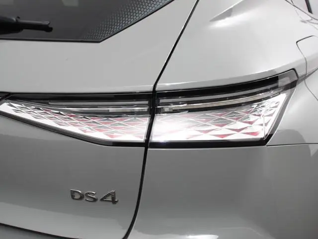 DS DS 4