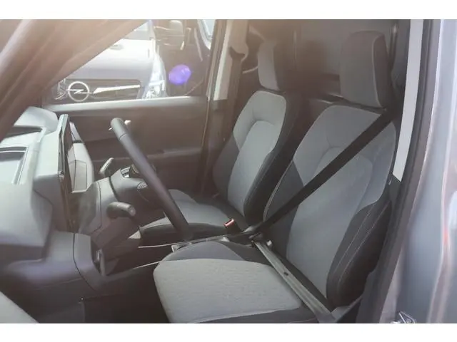 Ford E-Transit Courier Limited 44 kWh Airco 