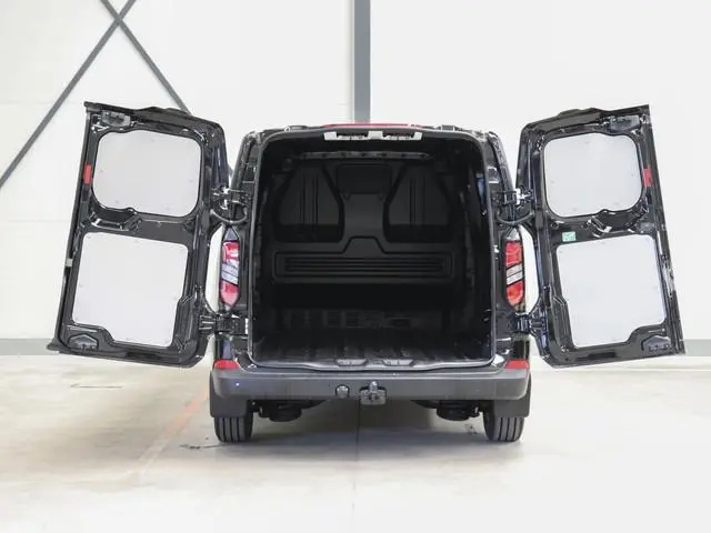 Ford Transit Custom 300 2.0 TDCI L2H1 Trend Nieuw Model Navi Cruise Camera Parkeersensoren Trekhaak