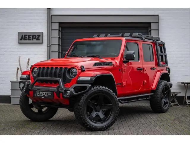 Jeep Wrangler Unlimited 2.0T - Method velgen 20" - Liftkit - Dakrek - stalen V&A bumper