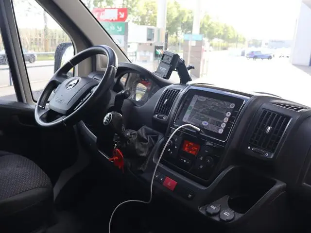 Opel Movano 2.2D 140 PK BAKWAGEN MEUBELBAK LAADKLEP 1000 KG DHOLLANDIA + CAMERA | CARPLAY | CRUISE |...