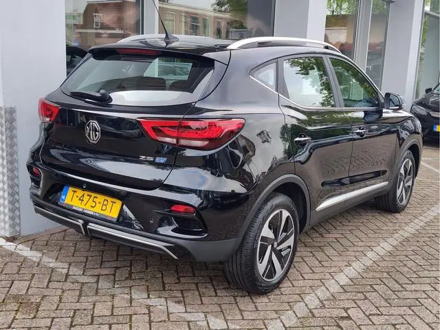 MG ZS EV