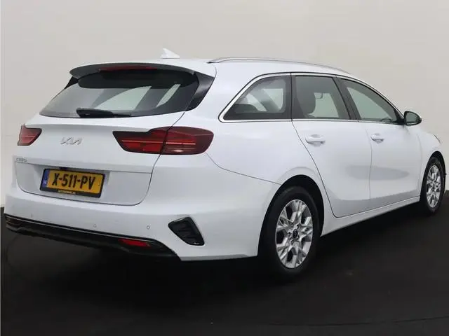 Kia Ceed Sportswagon 1.0 T-GDi MHEV DynamicLine | ACC | Clima | Navi | Camera | PDC |  01-2024 128.3...