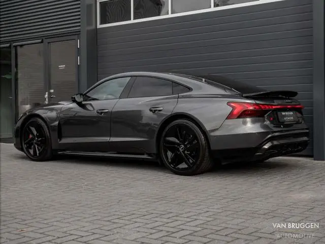 Audi e-tron GT
