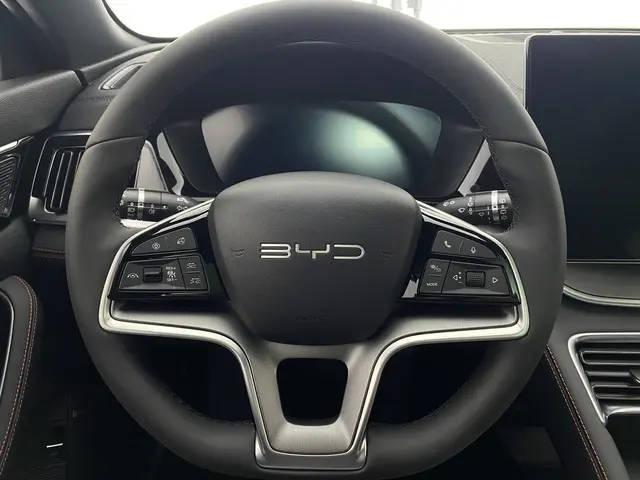 BYD SEAL U