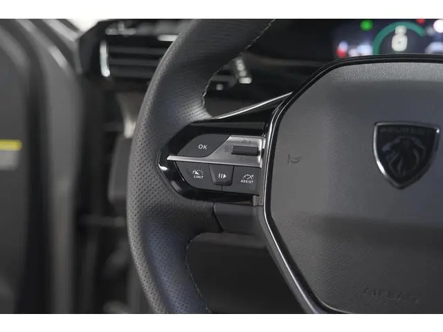 Peugeot 408 1.2 Hybrid 136 e-DCS6 GT | 360 Camera | Elektrische kofferklep | Dodehoekdetectie | Alca...