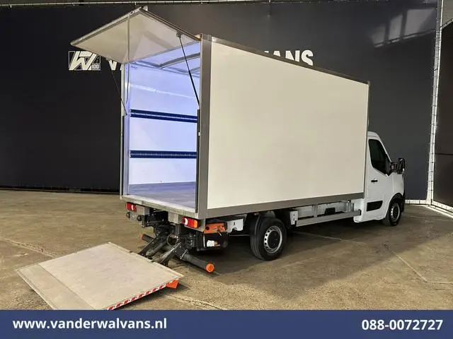 Renault Master 2.3 dCi 146pk Bakwagen 222cm hoog Laadklep Euro6 Airco | Navigatie | Camera | Cruisec...