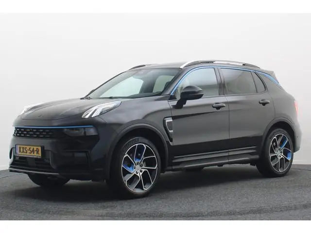 Lynk & Co 01