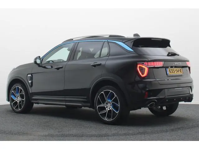 Lynk & Co 01 1.5 Plug-in Hybrid 360° Camera, Panoramadak, Zwarte hemel, ACC, Apple Carplay, Infinity...