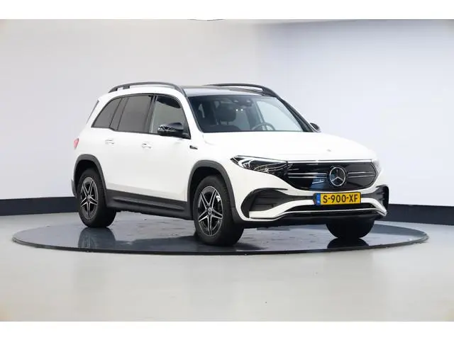 Mercedes-Benz EQB