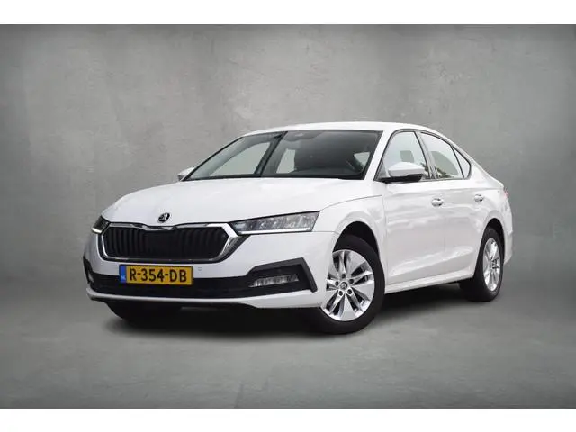 Skoda Octavia 1.0 TSI Business Edition | Apple CarPlay | Sportstoelen | Climate | Cruise