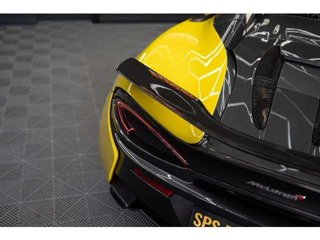 McLaren 570S