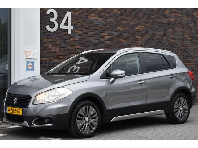 Suzuki SX4 S-Cross 1.6 DDiS Exclusive