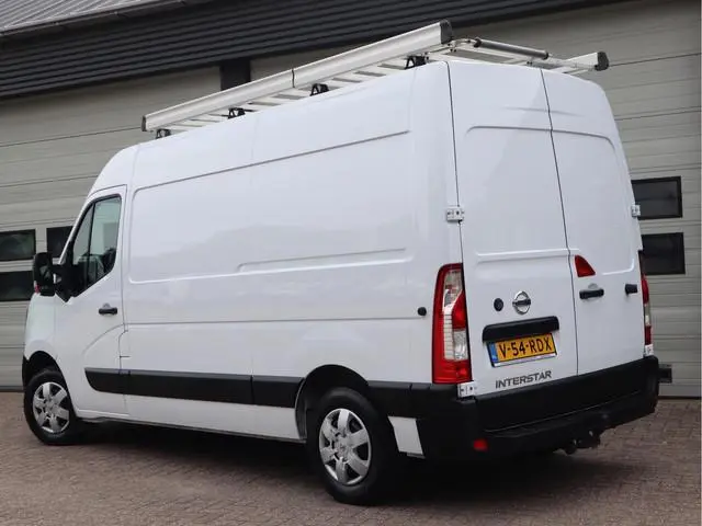 Nissan Interstar 2.3 dCi 150pk Euro 6 - L2H2 - Imperiaal - Cruise - Camera - Airco