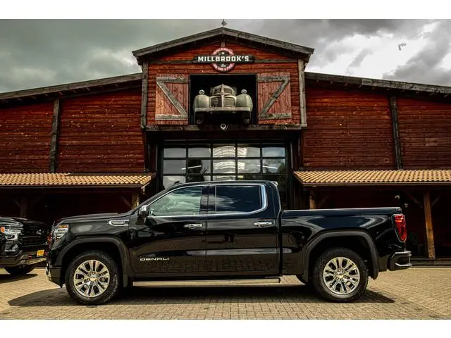 GMC Sierra