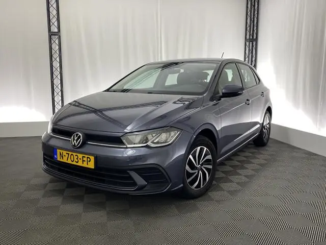 Volkswagen Polo 1.0 TSI Life | Apple Carplay | P. Sensoren | Bluetooth | Airco | Elek. Spiegels | LE...