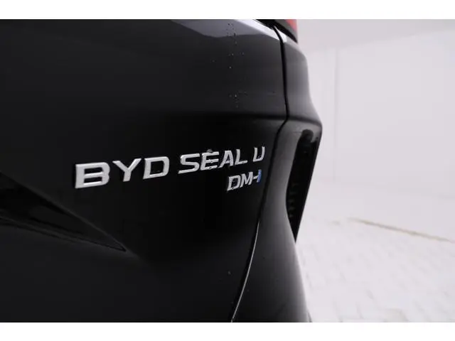 BYD SEAL U