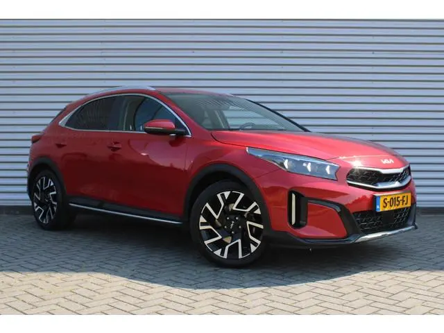 Kia Xceed 1.5 T-GDi DCT7 DynamicPlusLine | 18" LM | Keyless | Airco | Cruise | Navi | Camera | PDC |