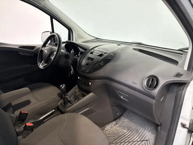 Ford Transit Courier