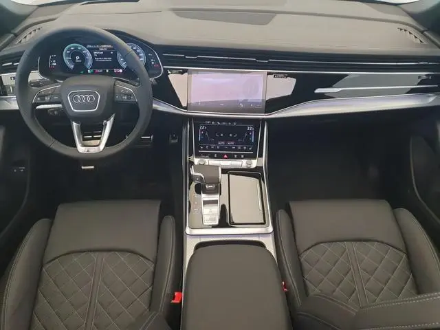 Audi Q8 55 TFSI e quattro Pro Line S Wegklapbare trekhaak, Pano, HUD, B&O