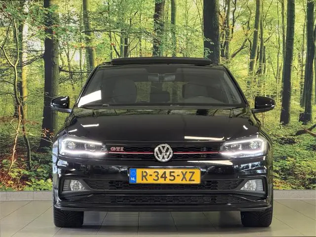 Volkswagen Polo 2.0 TSI GTI | Panoramadak | Beats Audio | Rijmodus Regeling | Stoelverwarming | Came...