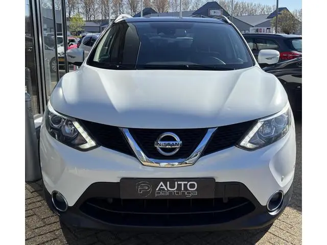 Nissan Qashqai 1.2 Acenta 116PK | Nette Staat | Onderhoudshistorie | 360 Camera | PANO | Stoelverwar...