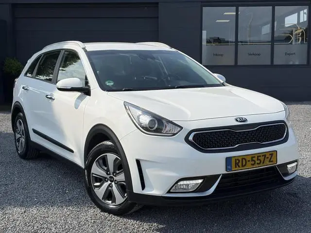 Kia Niro 1.6 GDi Hybrid DynamicLine SOH %100,Carplay,142pk,Camera,Navi,Clima,Cruise,Pdc,Rijstrooksen...