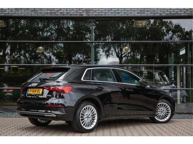 Audi A3 Sportback 35 TFSI Advanced edition , Achteruitrijcamera, Apple Carplay, Navigatie, Cruise co...
