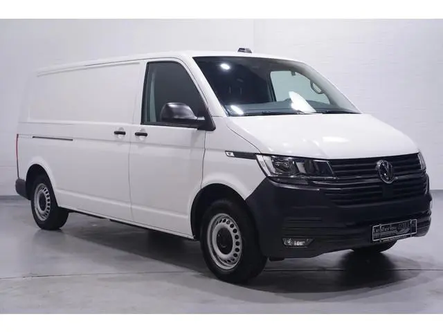 Volkswagen Transporter 2.0 TDI 110 pk L2H1 Airco, Achterklep, Camera Opbergkasten Laadruimte, PDC ac...