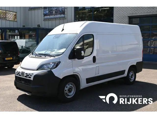 Fiat Ducato L2H2 2.2 MultiJet 140 pk 3.5t Camera, Cruise control, 270 Graden deuren