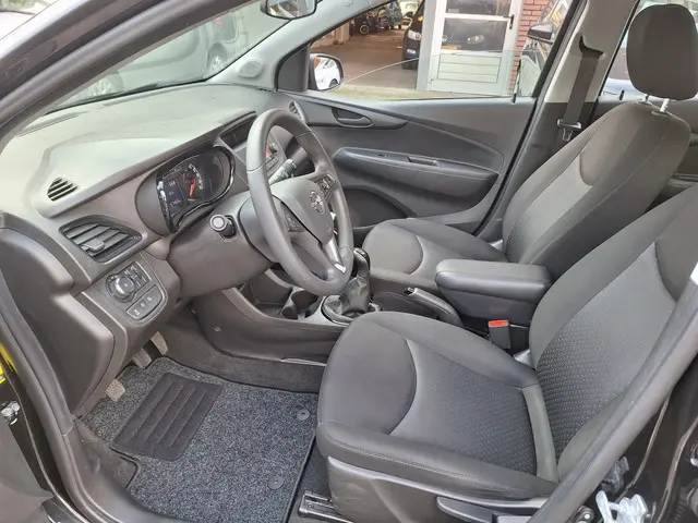 Opel KARL
