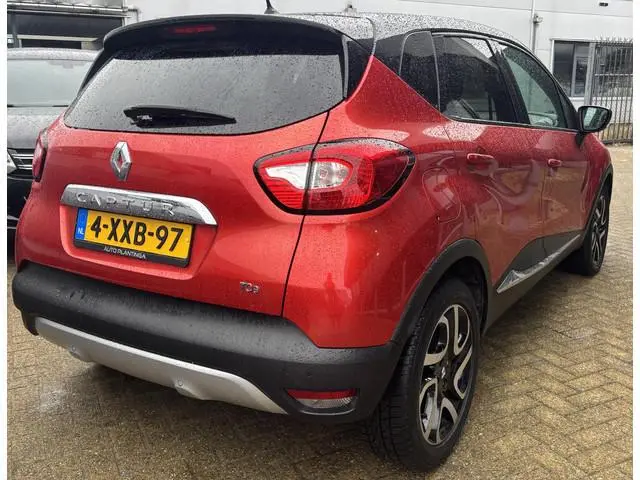 Renault Captur 0.9 TCe Helly Hansen 90PK | ZEER LUXE | NL AUTO | Achteruitrijcamera | 2e Eigenaar |...