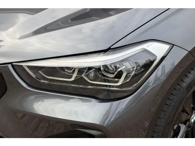 BMW X1 xDrive25e | Elektrische Klep | PDC V + A | LED | Apple Carplay | DAB | 20x op voorraad !