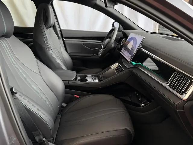 BYD SEAL U