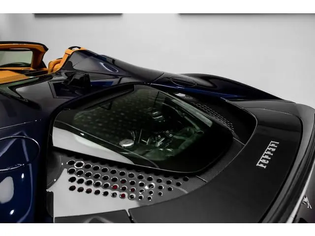 Ferrari SF90 Spider