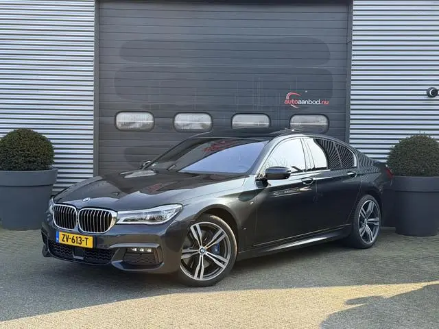 BMW 7-serie 750i xDrive High Executive M-Sport | Panoramadak | 360* Camera | Bowers & Wilkins | Mass...