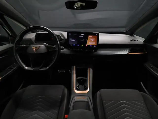 CUPRA Born Essential 62 kWh [SOH 92%, APPLE CARPLAY, ANDROID, STUURVERWARMING, PARKEERASSISTENT, PAR...