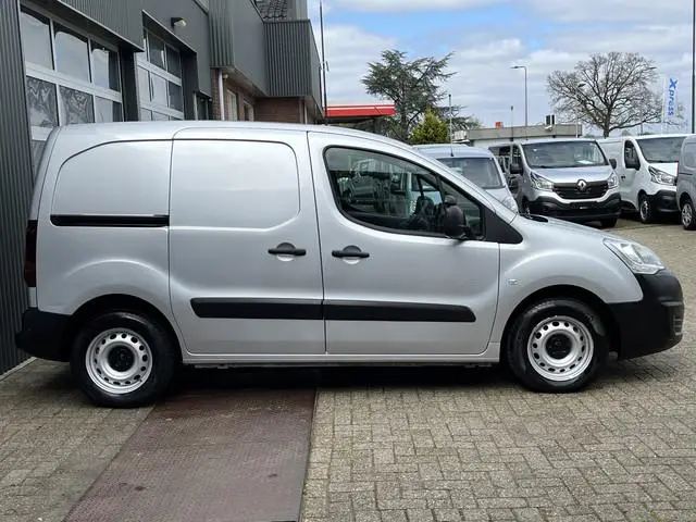 Peugeot Partner