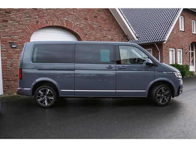 Volkswagen Transporter 2.0 TDI 204PK L2H1 DUB/CAB LEDER ACC Lane Assist Volkswagen Transporter 2.0 T...