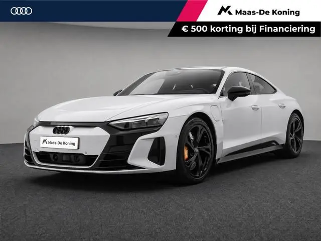 Audi e-tron GT GT 93 kWh 476pk · SOH 92% · Glazendak · 360 Camera · Luchtvering · Stoelventilatie ·...
