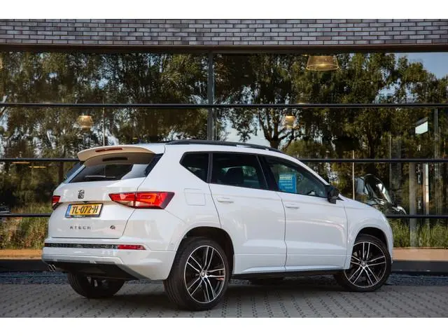 SEAT Ateca 1.4 EcoTSI FR , Trekhaak, Panormadak, Rondomzicht camera, Adap. Cruise,