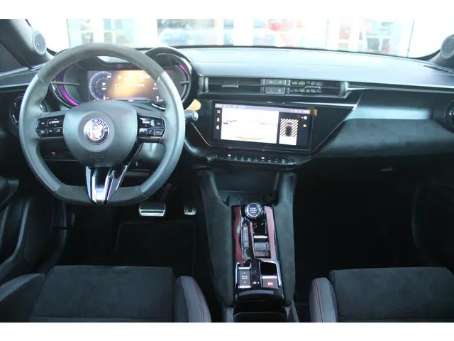 Alfa Romeo Junior