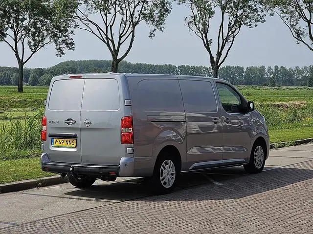 OPEL VIVARO 2.0 l3 xl 2xzijdeur eur6