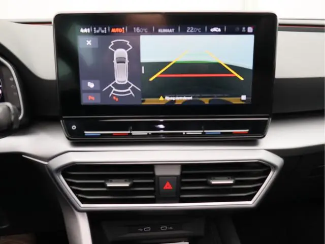 SEAT Leon Sportstourer 1.0 eTSI FR Business Intense/ automaat/ compleet!